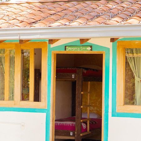 Bacoa Hostel Guatape Exterior photo