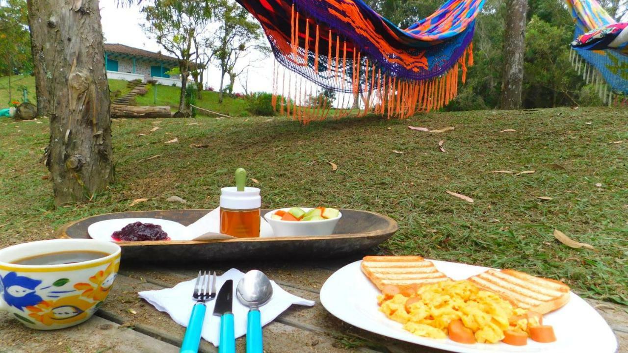 Bacoa Hostel Guatape Exterior photo